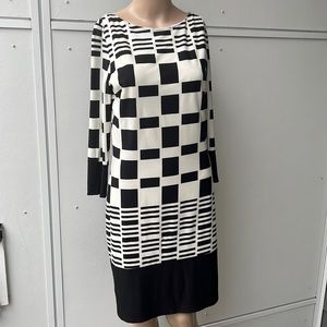 Black and white dress long sleeve dress size 4